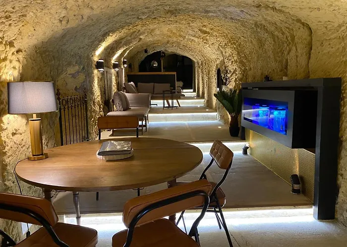 Le Tunnel Du Moulin